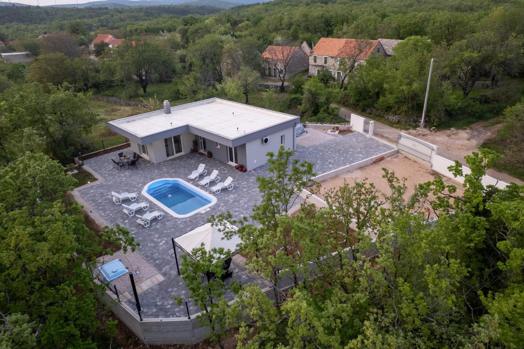 New Villa Nadalina Lovreć Extérieur photo